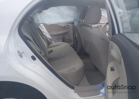 2013 Toyota Corolla L z USA, uszkodzony, nr VIN 2T1BU4EEXDC070061